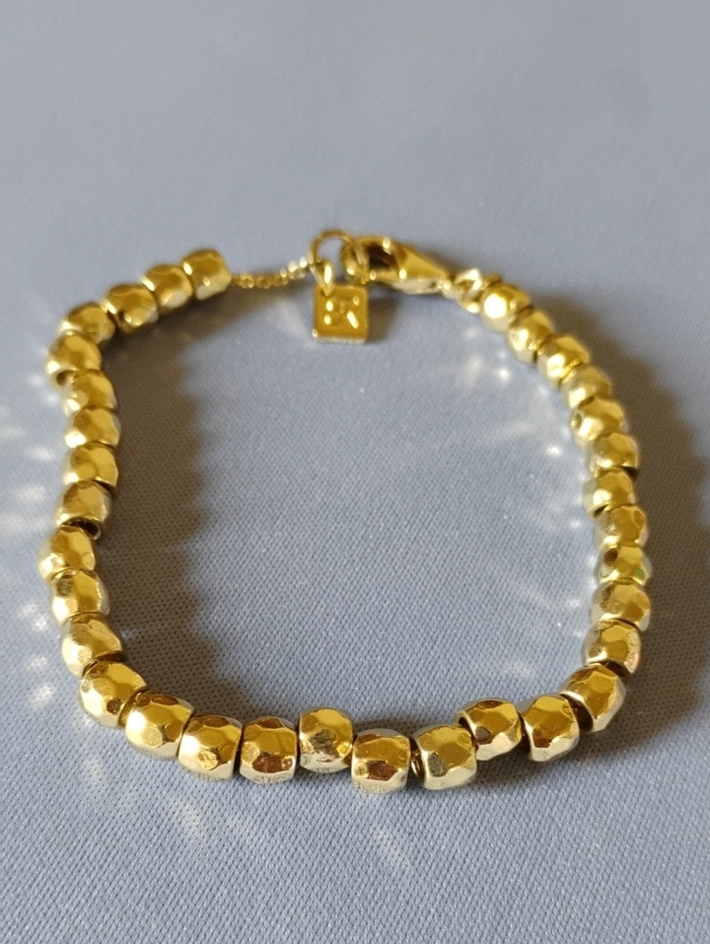Banana Republic Goldtone Bracelet 7" With BR Tag